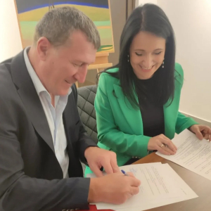 На потписивању протокола о сарадњи Direktori potpisuju Protokol o saradnji