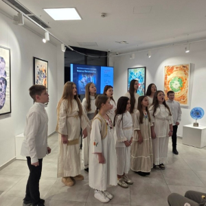 Царски гласови