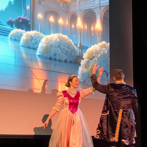 muskarac i zena plesu