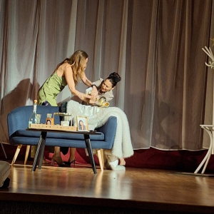 Глумице на сцени