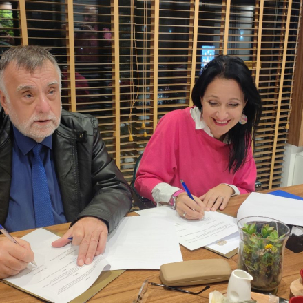 Potpisivanje protokola o saradnji sa grčkim horom Korais