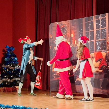 Ko je насанкао Деда Мраза