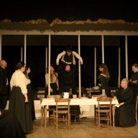 Глумачки ансамбл представе